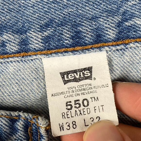 VTG Levi's 550 Relaxed Fit Jeans Men's 38x32 Medium Wash Y2K 2000's Distressed - Picture 3 of 12